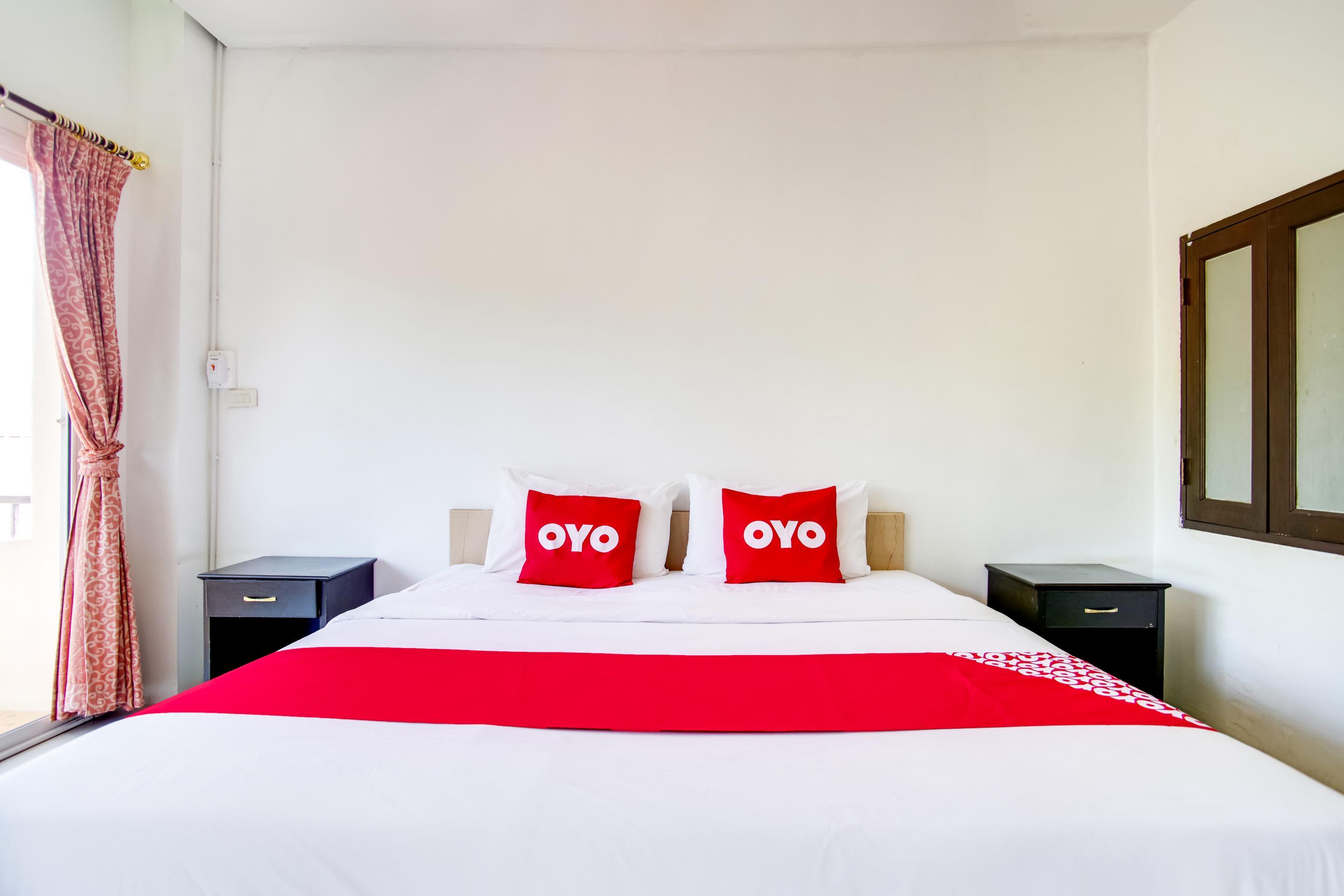 Oyo384萨拜迪酒店 大城 外观 照片