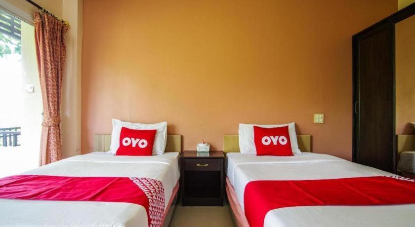 Oyo384萨拜迪酒店 大城 外观 照片