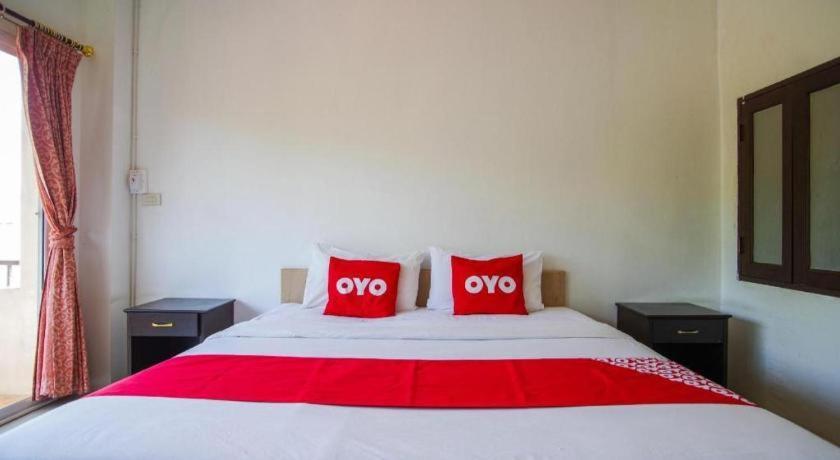 Oyo384萨拜迪酒店 大城 外观 照片
